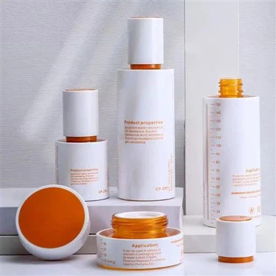 Conjunto de garrafas de cosméticos